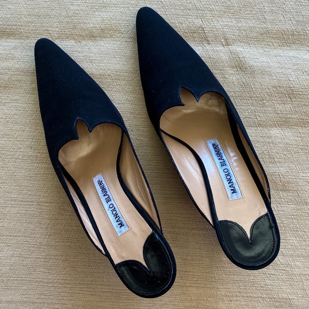 Manolo Blahnik Black Fodera Rose Mules Size 37